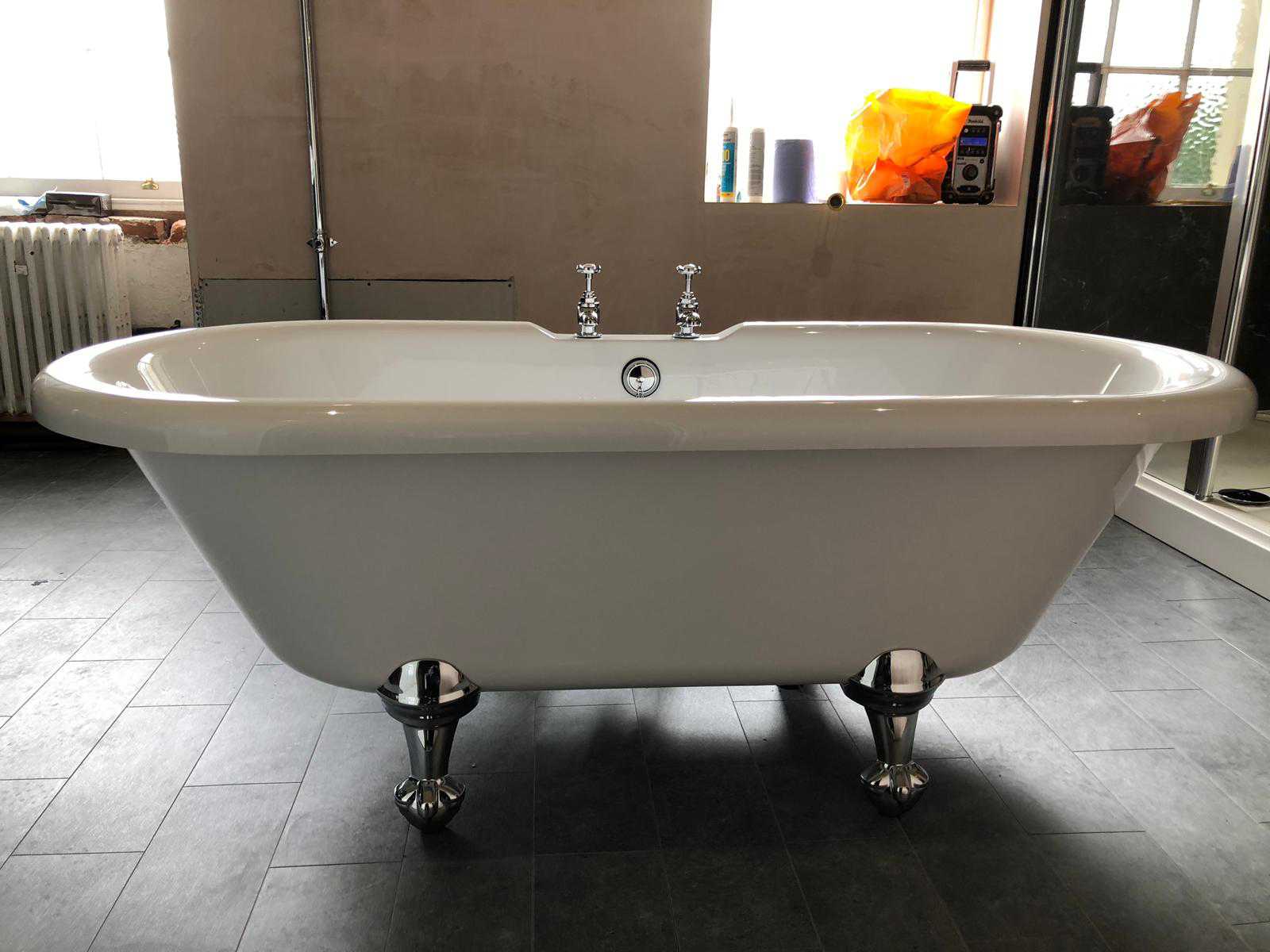 Read more about the article Roll Top Bath